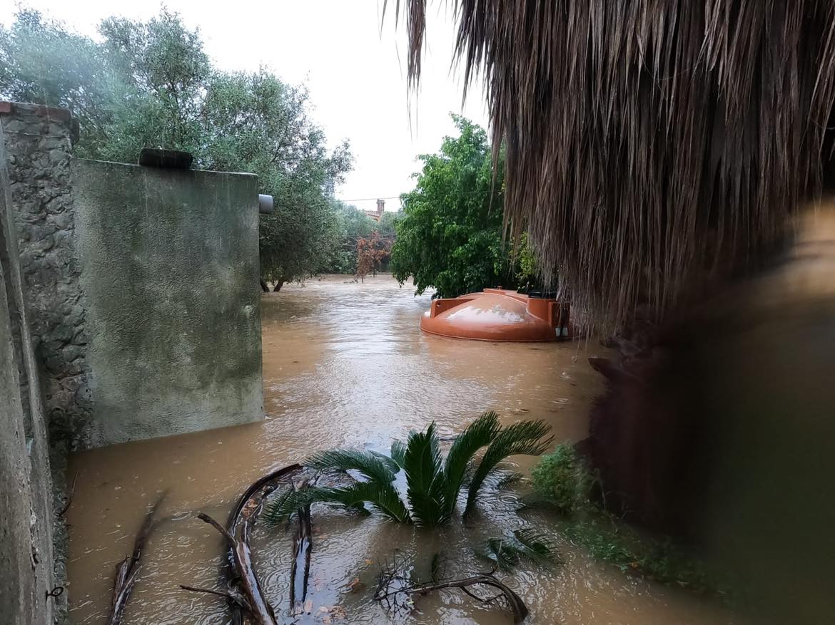 Disastro maltempo, Cagliari e il sud Sardegna devastati dalla pioggia: un morto e danni incalcolabili