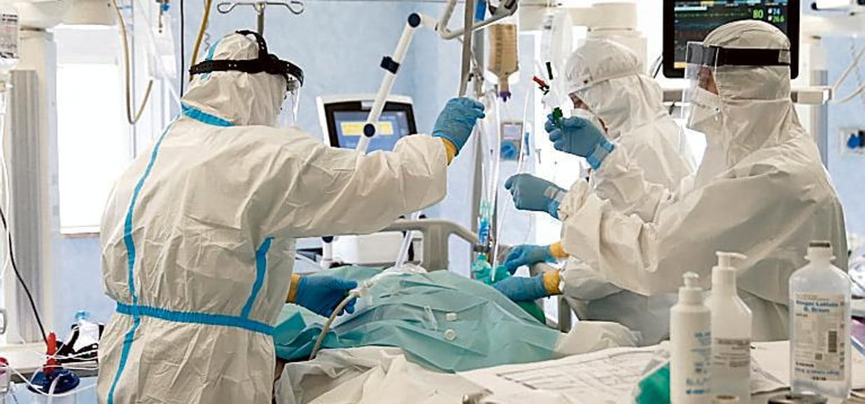 Il virus vola in Sardegna: 466 nuovi positivi e 5740 sardi blindati in casa