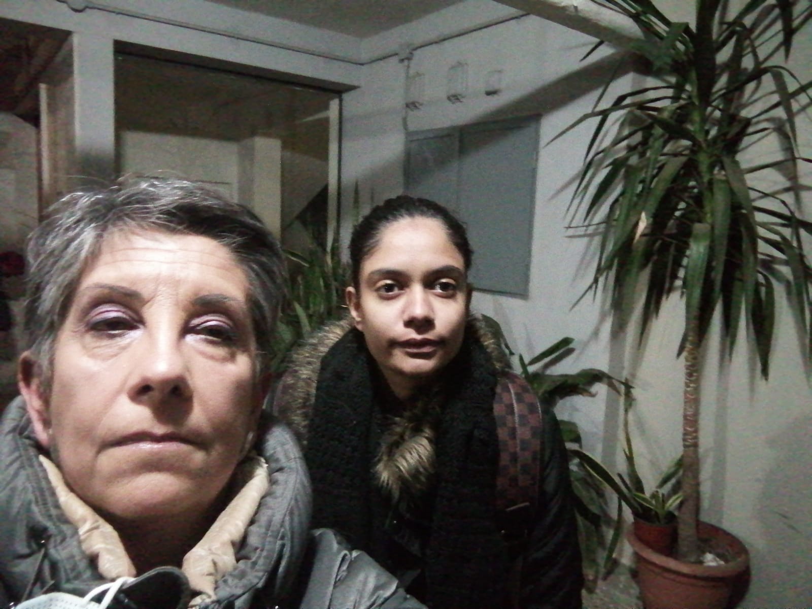 “Mia nipote senza vaccino a Cagliari perché è nata in Gran Bretagna, non avrà il super green pass: vergogna”