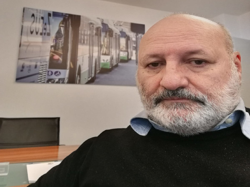 “In Sardegna crollo dell’80% dei viaggi vacanza tra tamponi e quarantene, così si uccide il turismo”