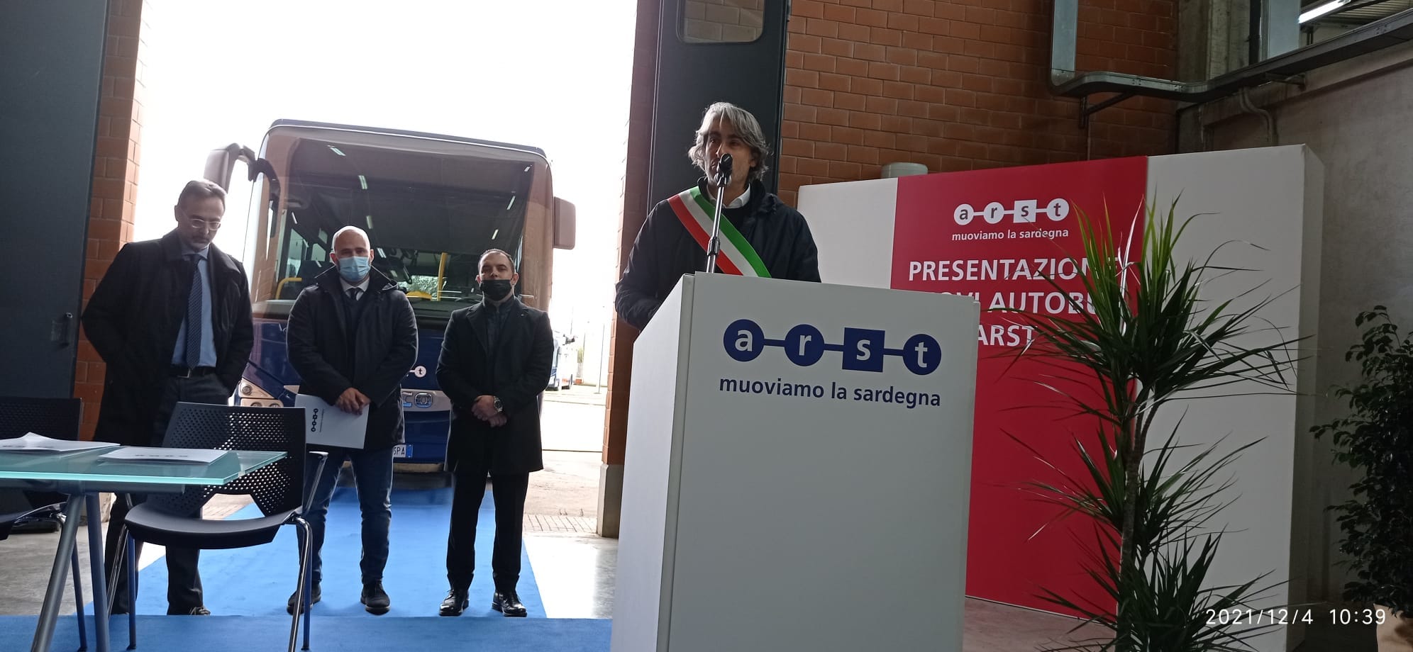 Monserrato, la flotta dell’Arst si potenzia con 44 bus Iveco: “Altri 200 mezzi nel 2022, corsa verso il museo delle ferrovie del vino”