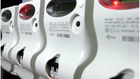 Bollette, la stangata di Capodanno alle famiglie: pagheranno il 55% in più l’elettricità e 41,8% il gas