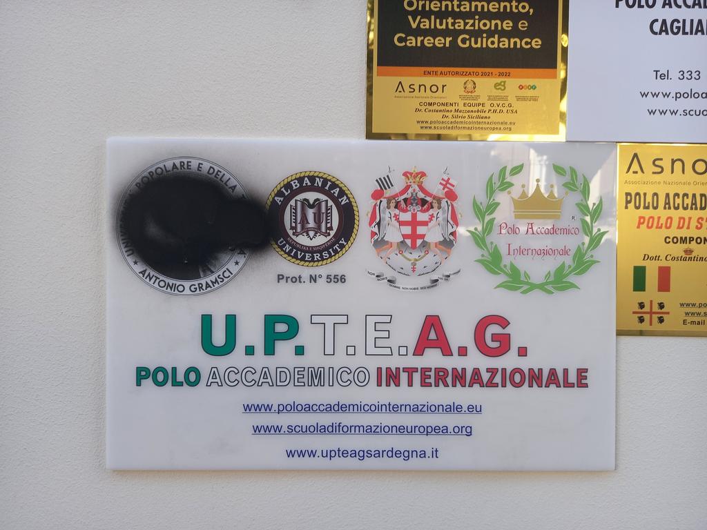 Cagliari, vandalizzata la targa di Gramsci in via Dante: “Atto odioso”