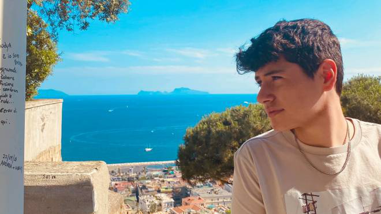 Luca, morto a 15 anni dopo avere mangiato sushi: la Procura apre un’inchiesta