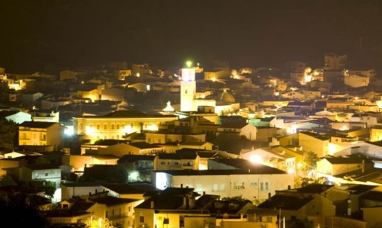 A Villaputzu studenti contagiati, scuole chiuse e screening di massa: “Sarà gratuito, partecipate numerosi”