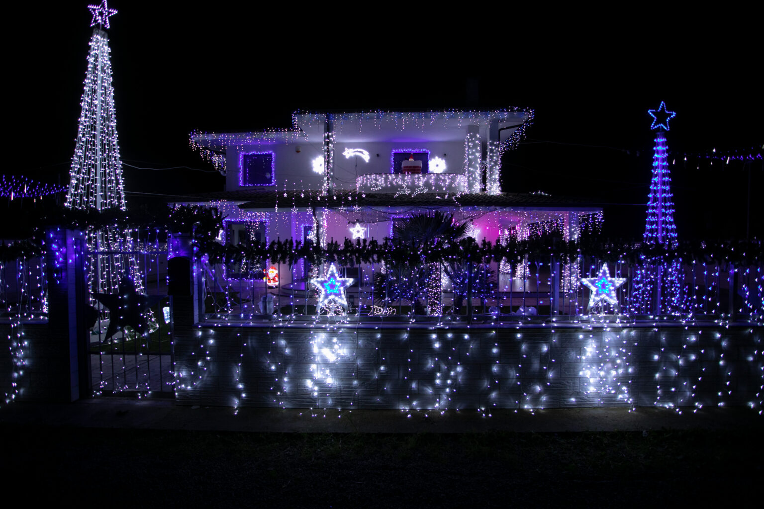 Concorso “Le migliori luminarie in Sardegna 2021”: vince “Casa Spanu” di Uta