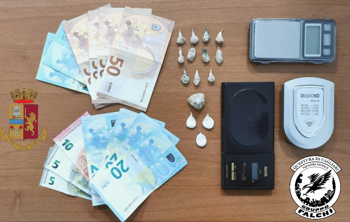 Spaccio di eroina e cocaina in un bar di Villanova: un arresto e una denuncia a Cagliari