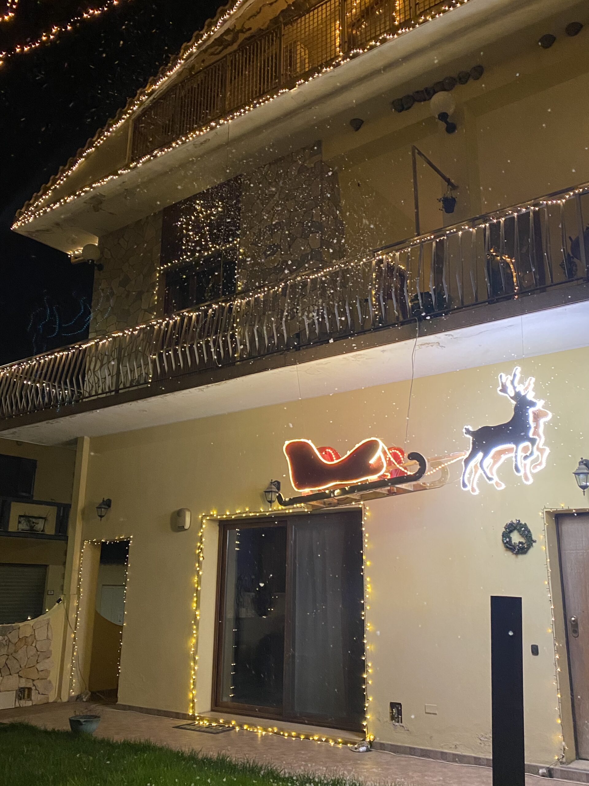 Concorso “Le migliori luminarie in Sardegna 2021″: casa Boi a Sestu -VIDEO