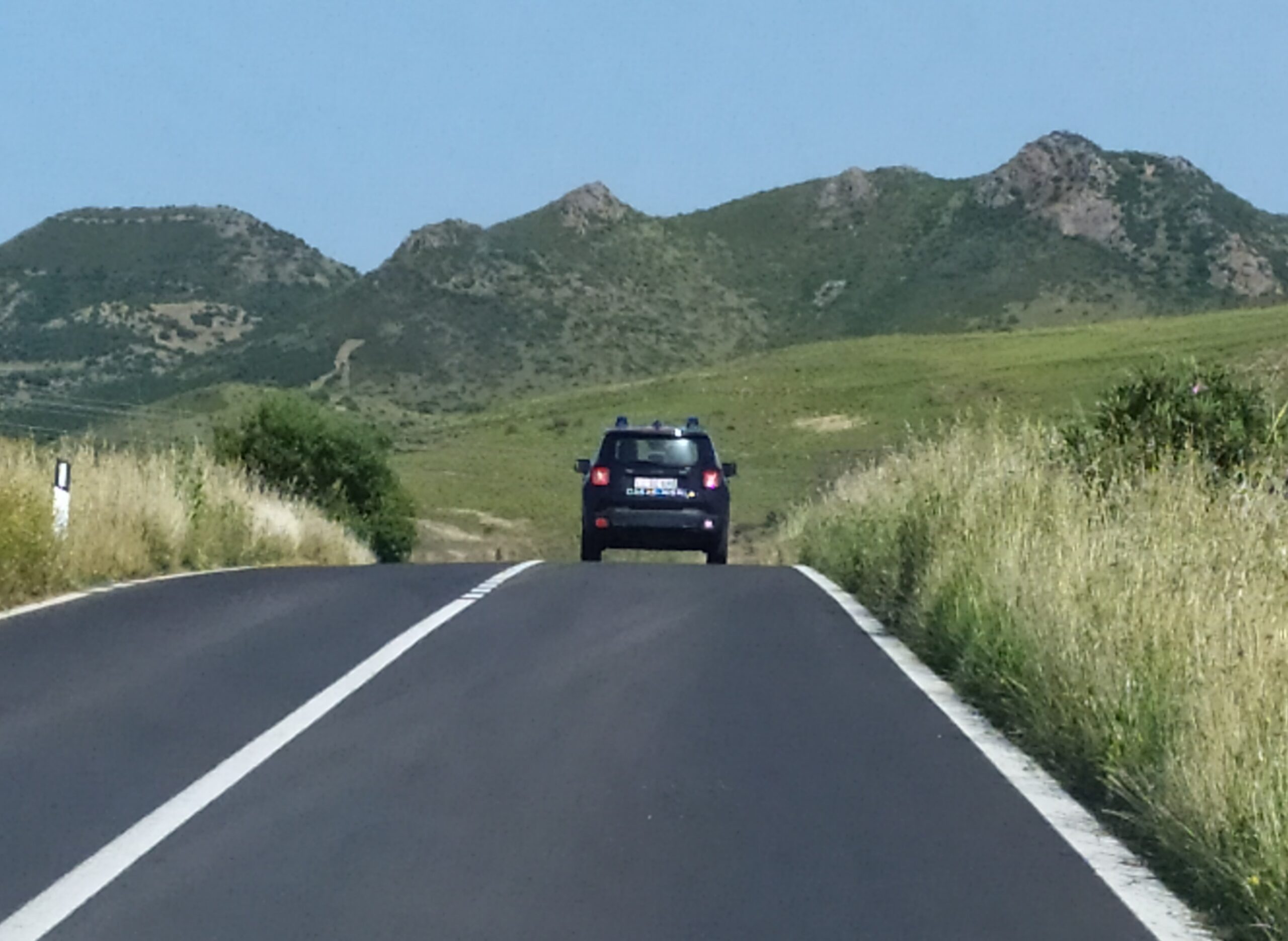 Perde il controllo e si ribalta con l’auto a Turri: 30enne in ospedale