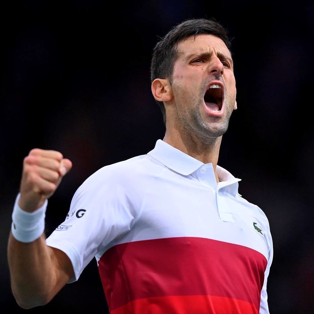 Djokovic fra le polemiche vola a Melbourne, con un permesso speciale anche se non ha dimostrato di essere vaccinato