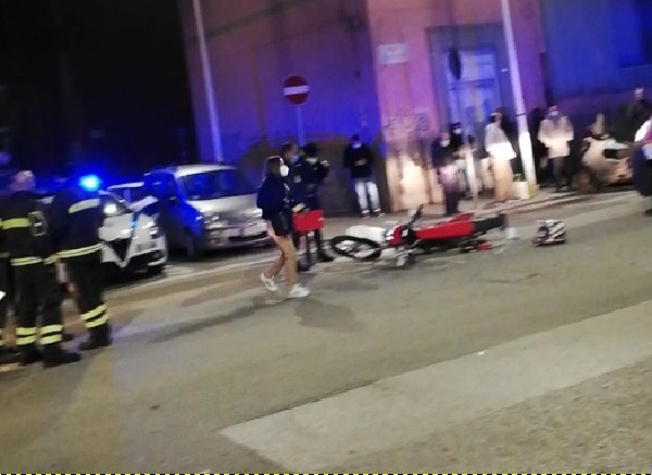 Cagliari, gravissimo incidente in piazza Michelangelo: 15enne in codice rosso al Brotzu