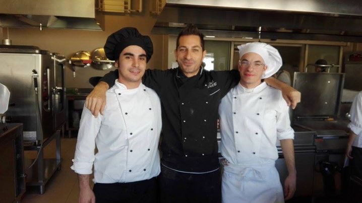 Il grande giorno della pizza gourmet all’Azuni di Pula: la scuola in vetrina con i migliori piatti