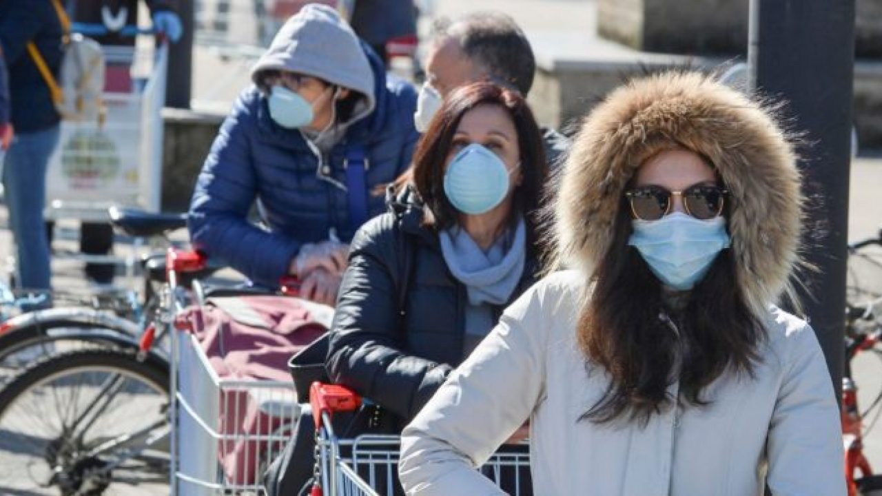 Covid senza fine, in Sardegna casi raddoppiati e incubo negli ospedali