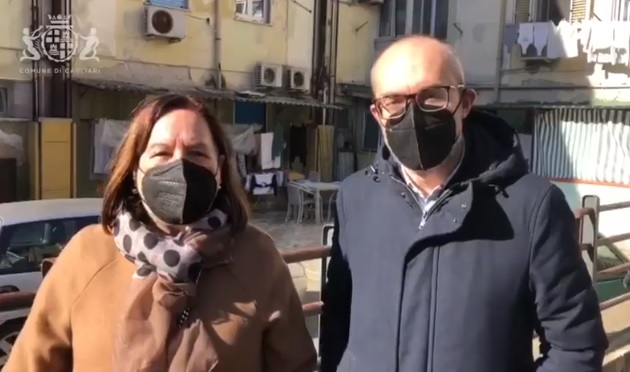 Cagliari, nuovo look dopo decenni per i palazzi di via La Somme: “Facciate e ascensori nuovi, rifaremo anche le fogne”