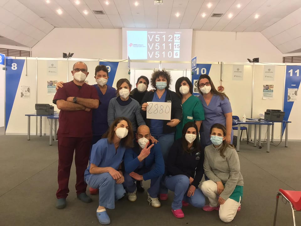 Cagliari, record all’hub della Fiera: vaccinate 2880 persone in un giorno