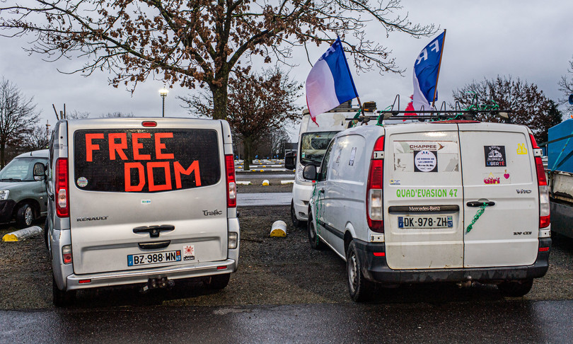 Corteo No Green pass, centinaia di mezzi pronti a invadere Bruxelles