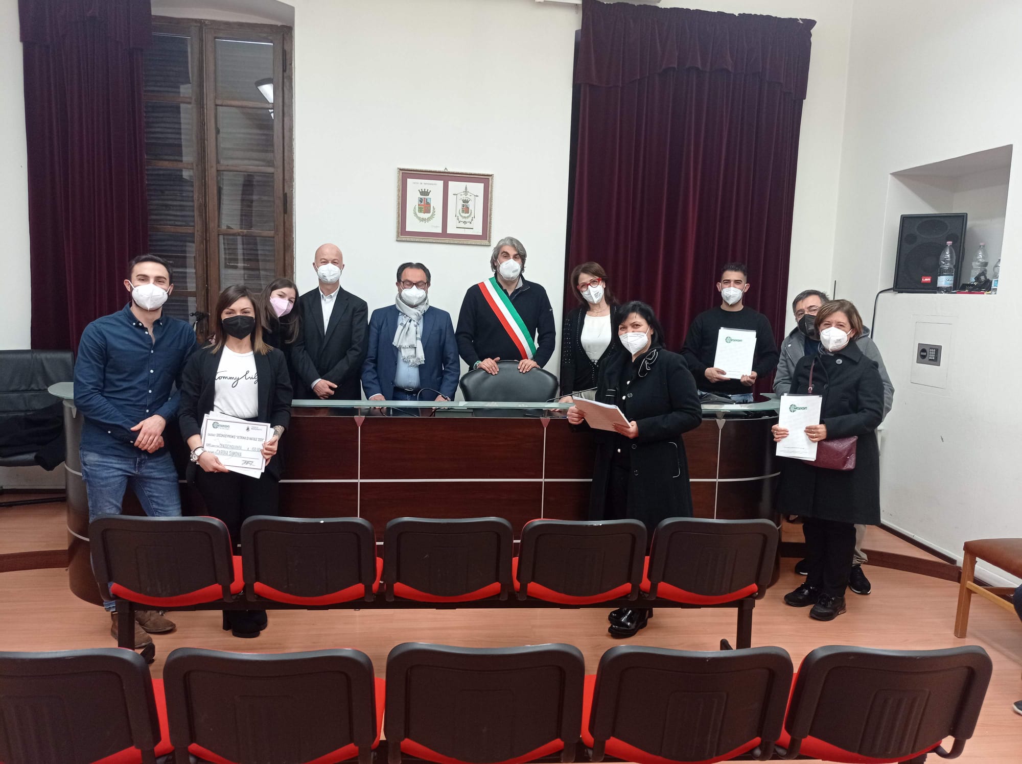 Addobbate, colorate e divertenti: ecco le vetrine di Natale vincitrici a Monserrato