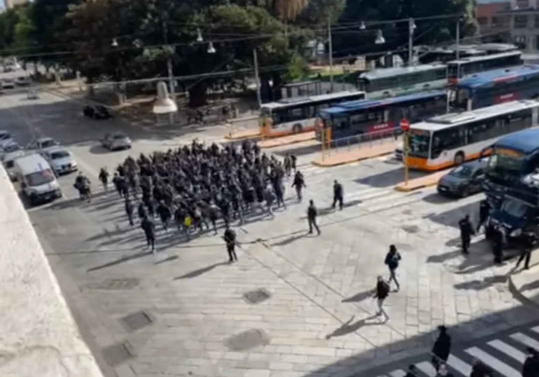 “Odio Cagliari”, il corteo degli ultras napoletani dove da 3 anni è negata la ramadura di Sant’Efisio