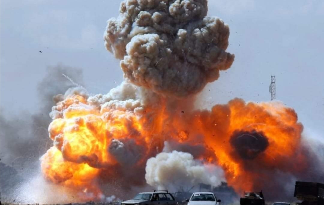 La Russia bombarda, è guerra. Putin minaccia: “Conseguenze mai viste per chi interferisce”