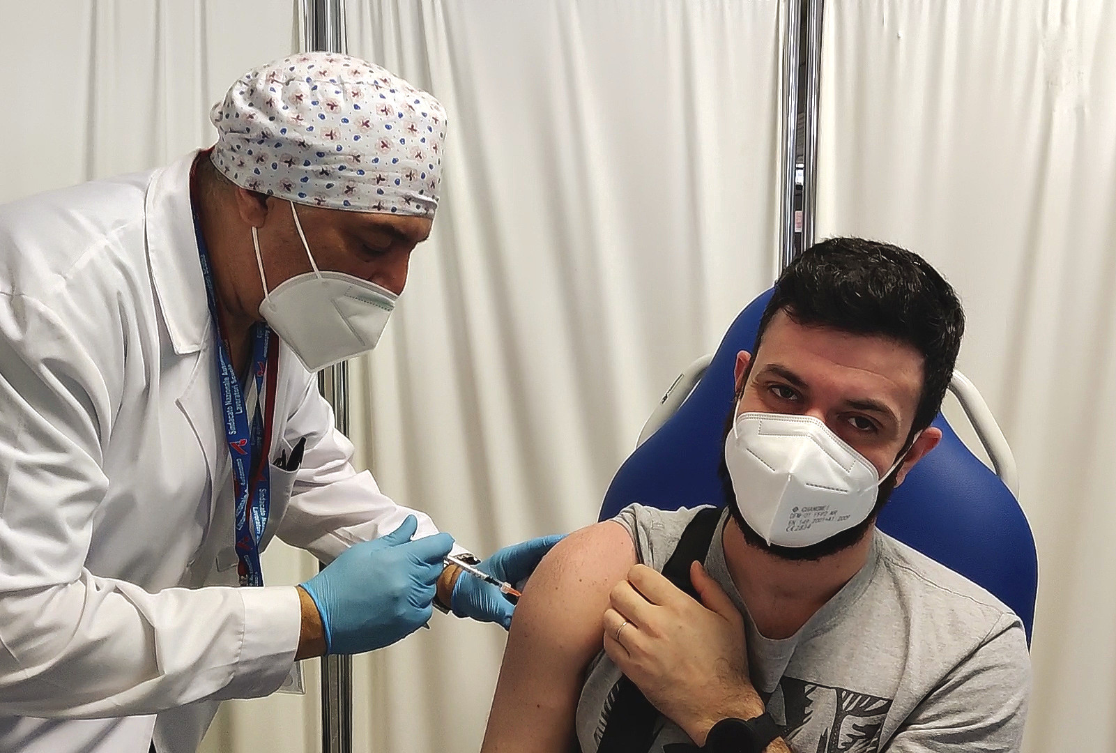 Virus in Sardegna, l’Isola piange altri nove morti: iniziano a calare contagi e ricoveri