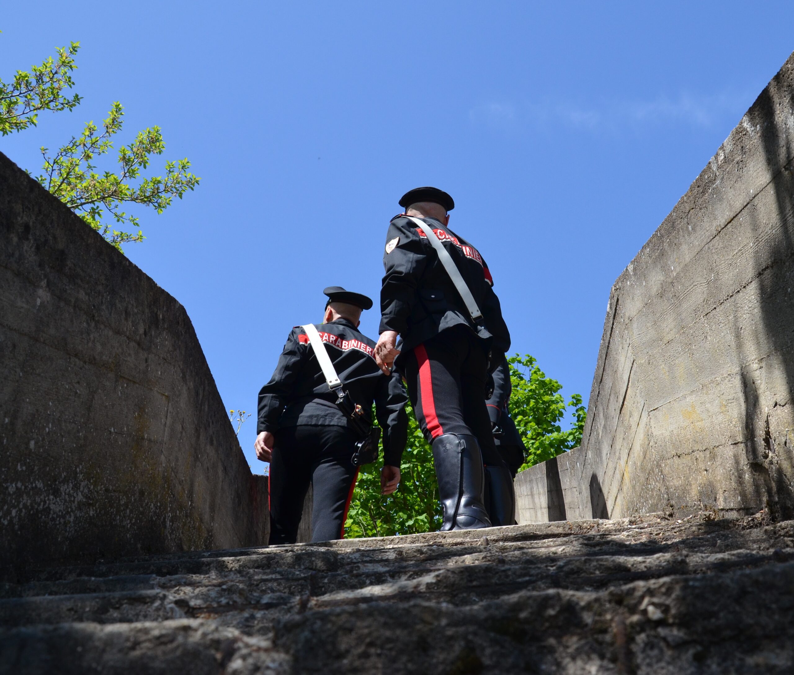 Cagliari, 22enne in arresto per maltrattamenti alla madre e spaccio di droga