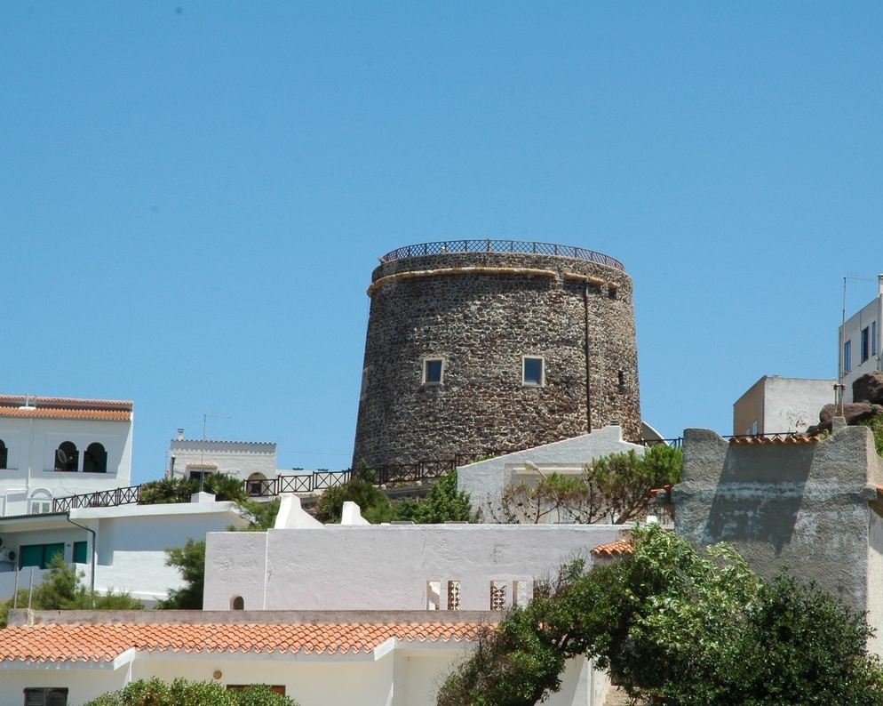 Calasetta senza medico di base, i cittadini fanno causa e perdono: costretti a pagare le spese legali