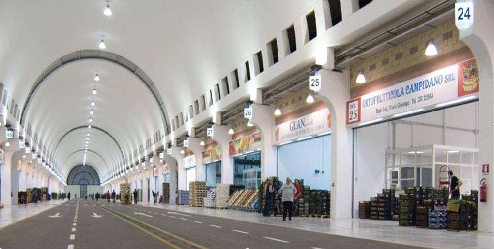 Tir con frutta e verdura bloccati nei porti della Sardegna: “Fateli passare o ci saranno danni incalcolabili”