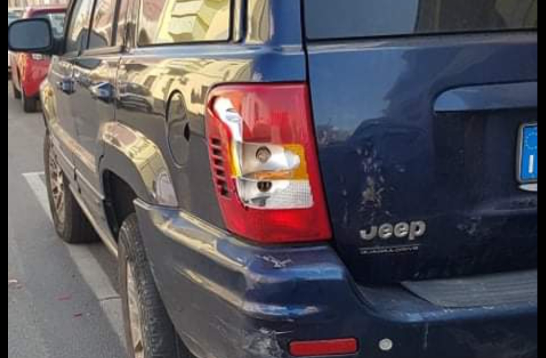 Quartu, colpisce una Jeep parcheggiata e scappa: “Aiutatemi a trovare il pirata della strada”