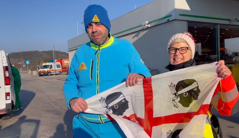 Il cuore del volontario: “Da Cagliari e Tempio per salvare 16 profughi ucraini e portarli all’ospedale”