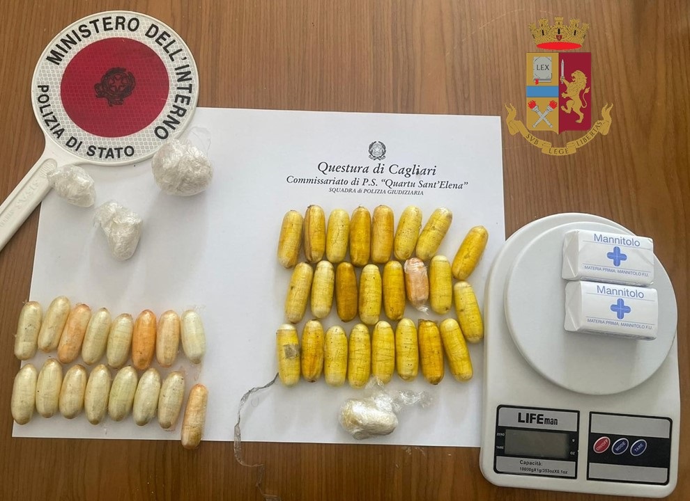 Nasconde in casa 600 grammi tra eroina e cocaina: nigeriano arrestato a Quartu