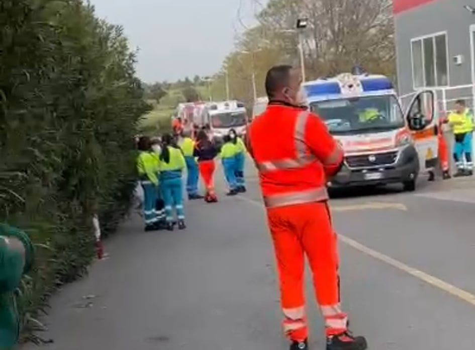 Monserrato, la denuncia: “Paziente positivo con dolori al torace in attesa 8 ore per il tampone”