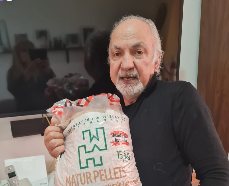 “Pellet a 9 euro a Quartu e a 7,50 a Quartucciu: se continua così comprerò online anche il sugo per la pasta”