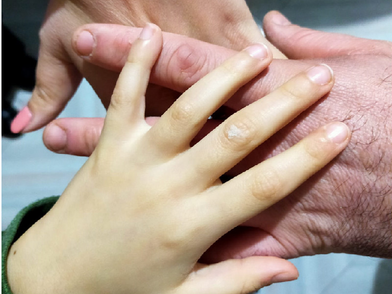 Pula, l’ira di una coppia: “Nostro figlio vaccinato costretto a fare il tampone all’Ats dopo il focolaio in classe”