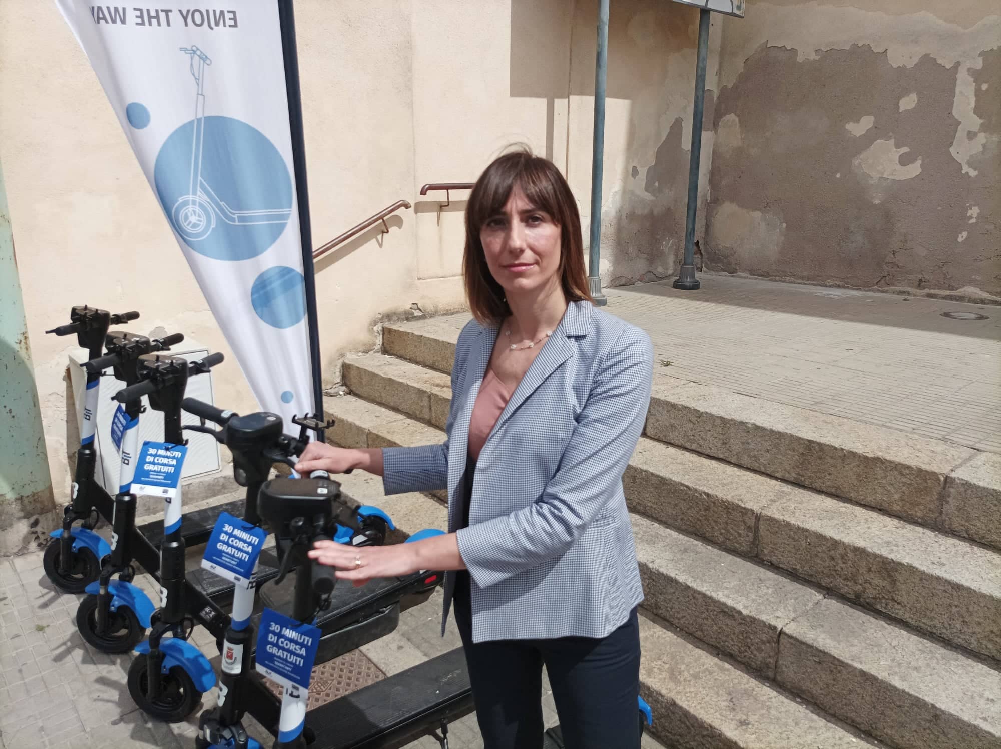 A Quartu sfrecciano 240 monopattini elettrici: “Piaceranno a tanti quartesi e ai turisti”