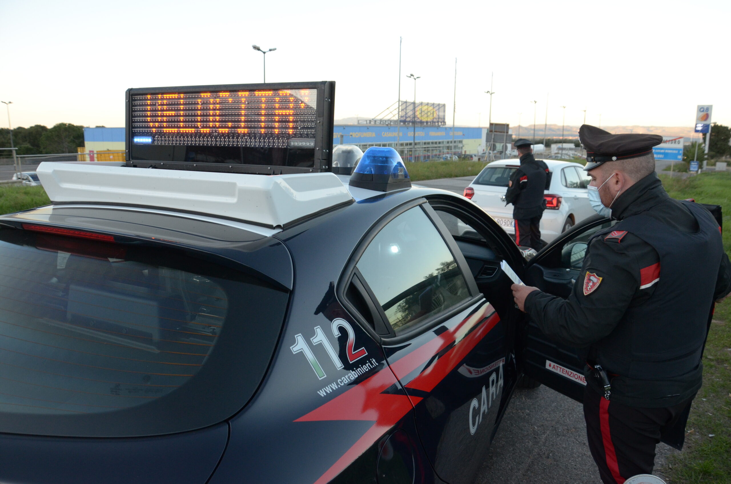 In casa marijuana e metadone: coppia denunciata a Villacidro