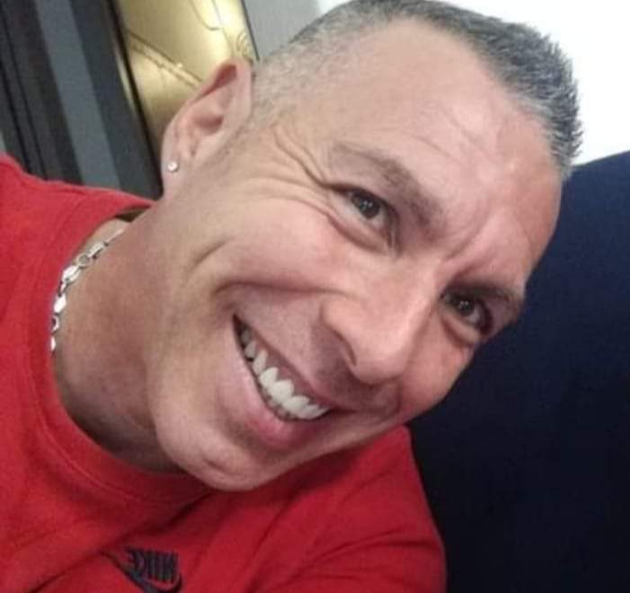 Infarto improvviso in casa, Cagliari dice addio a Chicco Balestrino: “Ci mancherà il tuo sorriso”