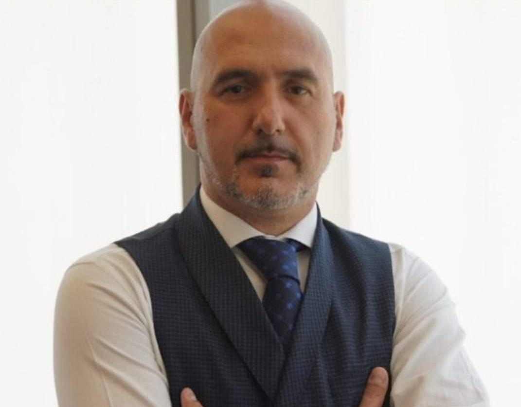 Falsi investimenti, 5mila persone truffate: finto broker di Sinnai in manette