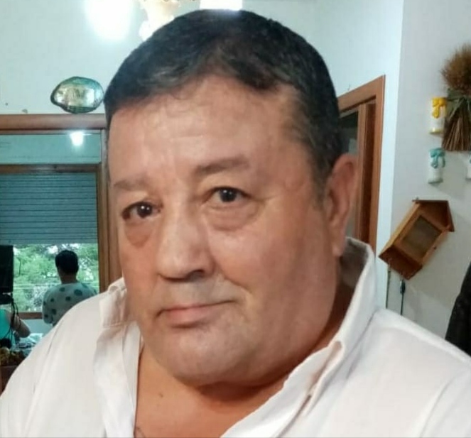 Addio a Cagliari a Angelo Puddu, lo piangono moglie e figli con i nipoti