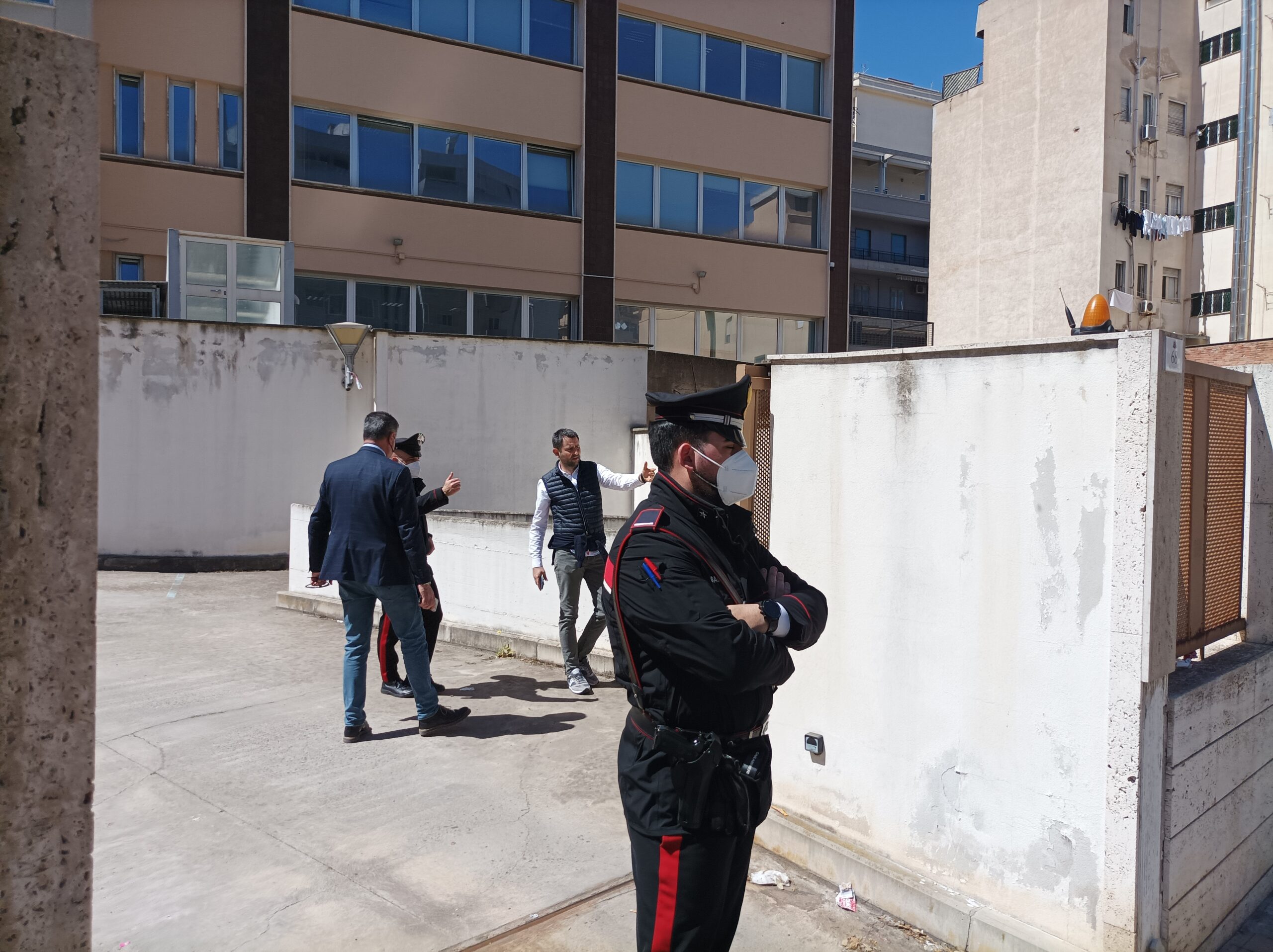 Precipita da 10 metri e muore in un multipiano a Cagliari, addio a Silvano Floris