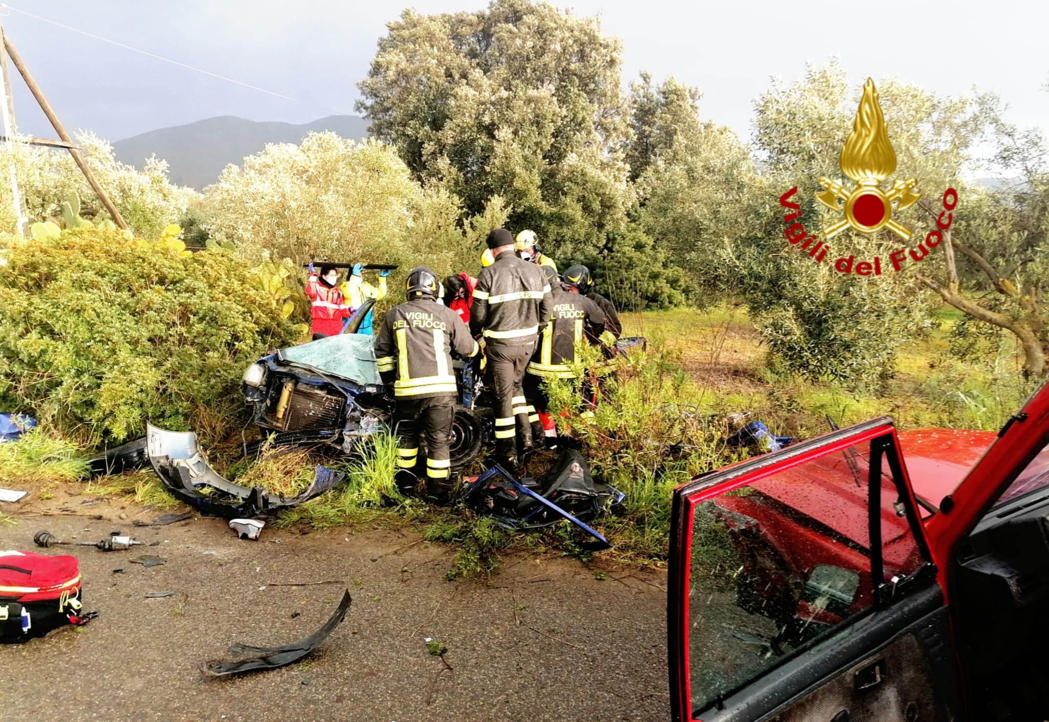 Incidente fra tre auto a Dolianova, 4 feriti in ospedale