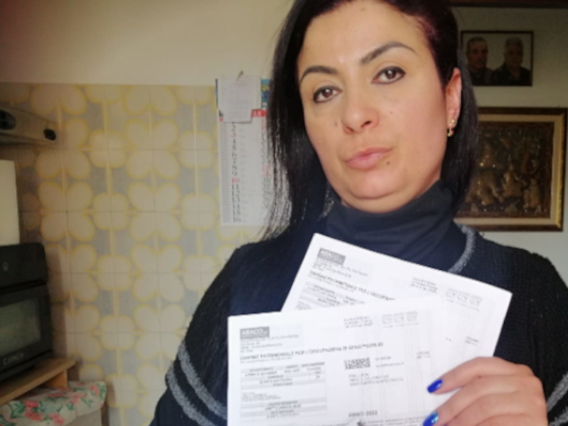 “Quattro auto ma nessun passo carrabile a Quartu, vogliono che paghi 378 euro: è un’ingiustizia”