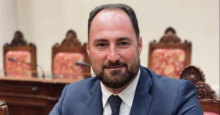 A Quartu 5mila passi carrabili senza proprietario: “Fatevi avanti, i soldi della tassa servono per assumere nuovi vigili”