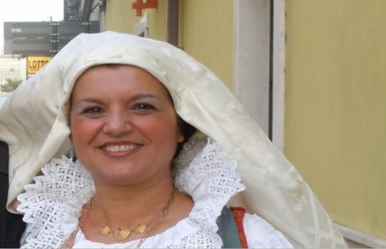 Cagliari e Sarroch piangono Patrizia Stara, addio alla guerriera contro il cancro: “Resterai nei nostri cuori”