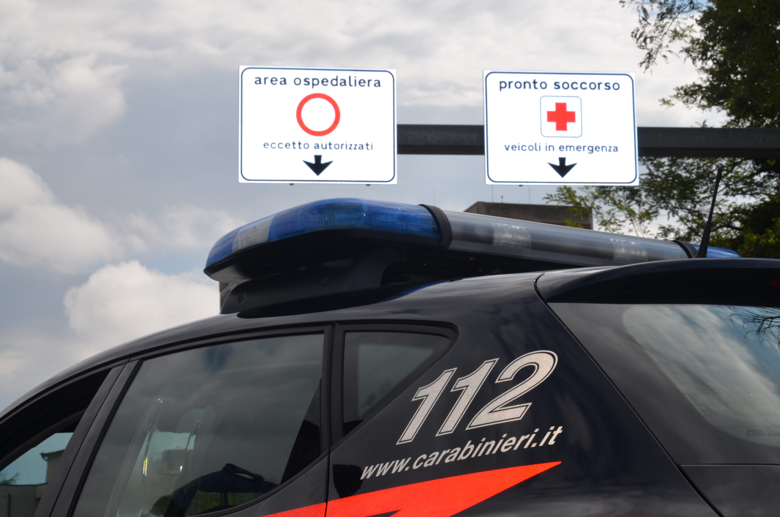 Evade dai domiciliari e gironzola per i reparti dell’ospedale: 51enne arrestato a San Gavino Monreale