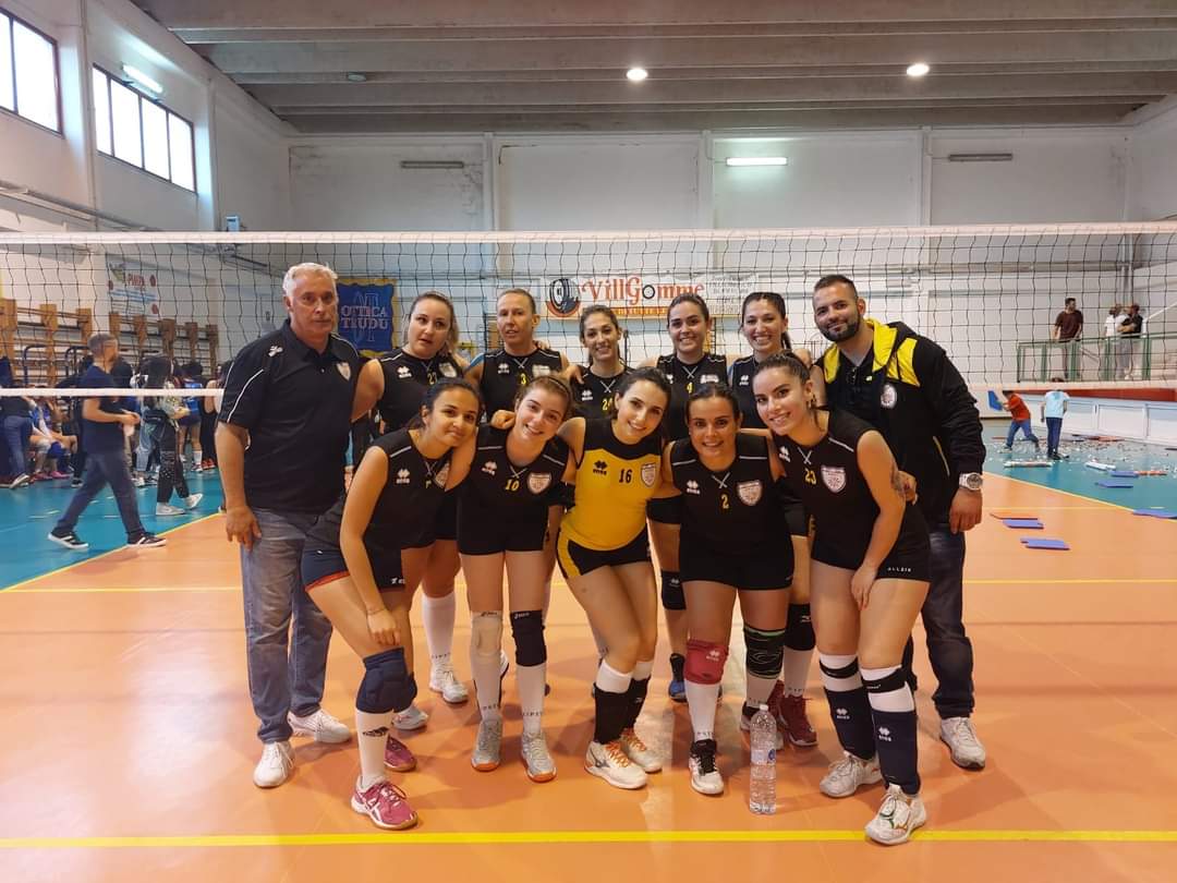 Quartucciu, le ragazze degli Amici della Pallavolo vincono il campionato e arrivano in serie C