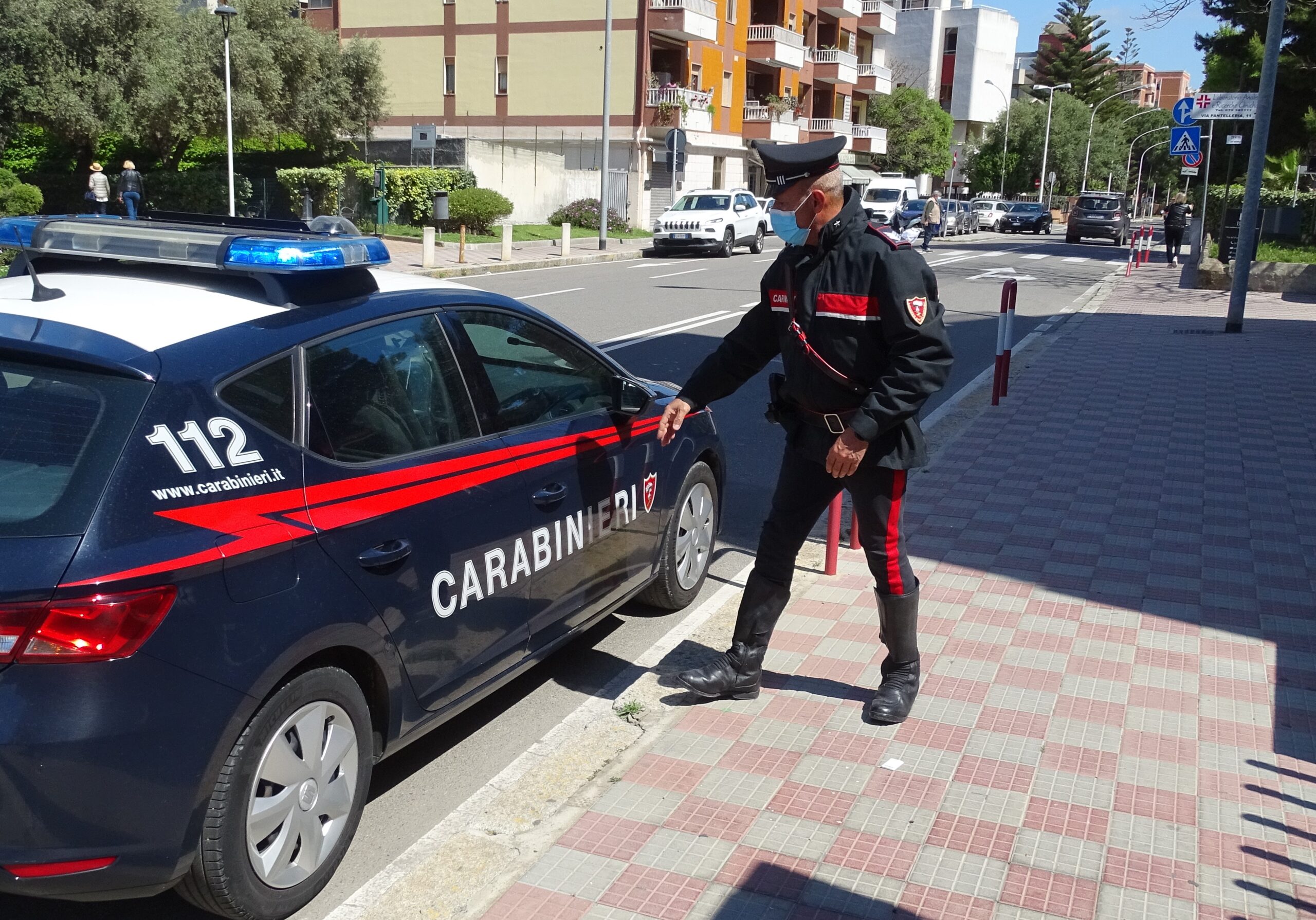 Il fratello maggiore è in carcere e lui lo deruba: denunciato un 29enne di Castiadas