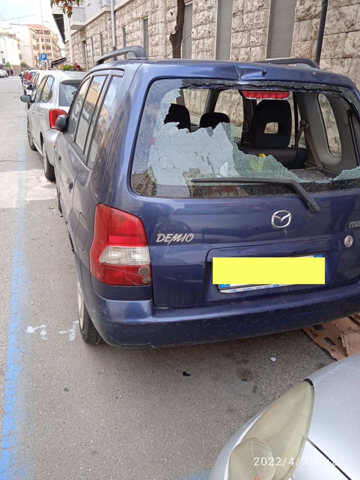 Cagliari, l’odissea di due pensionati: “Un mese e mezzo senz’auto per colpa di un incidente sotto casa”