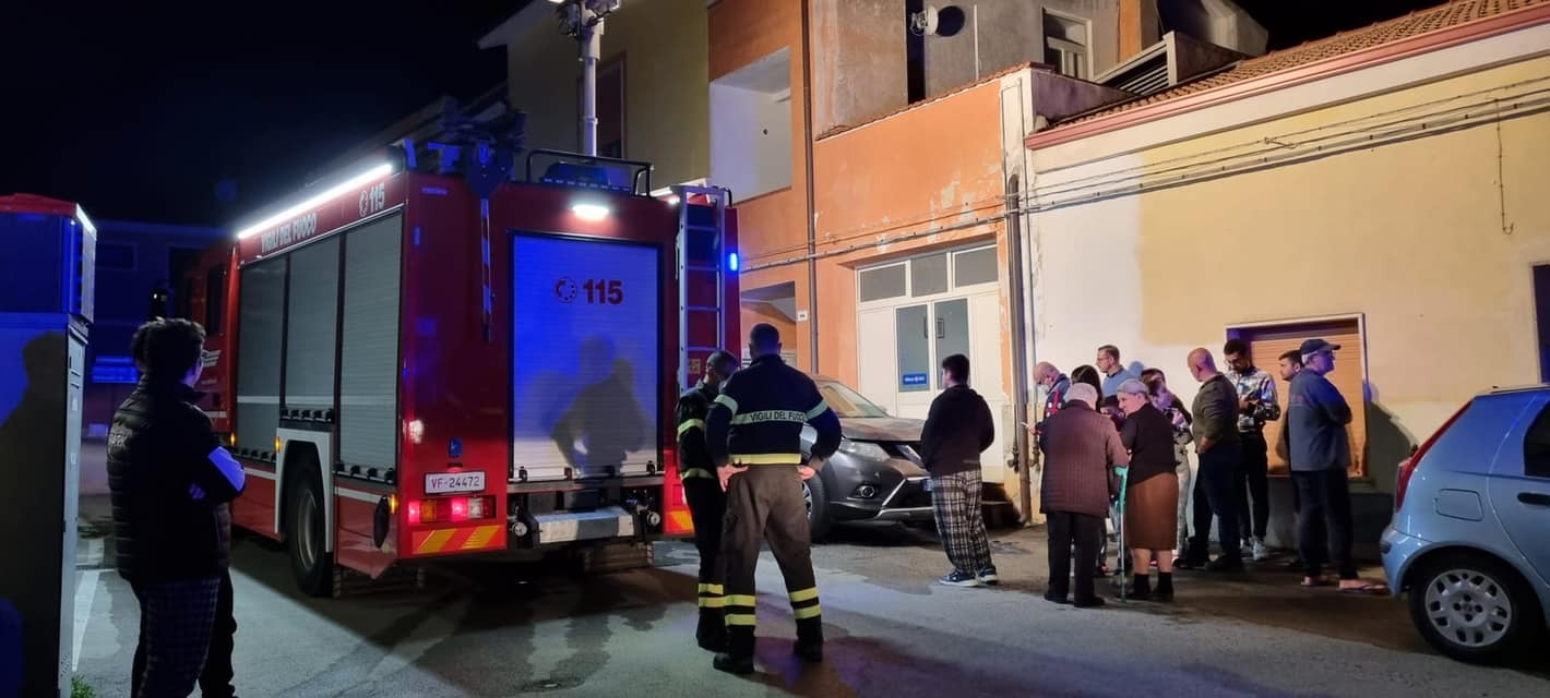 Attentato in Sardegna, in fiamme l’auto di un assessore a Codrongianos