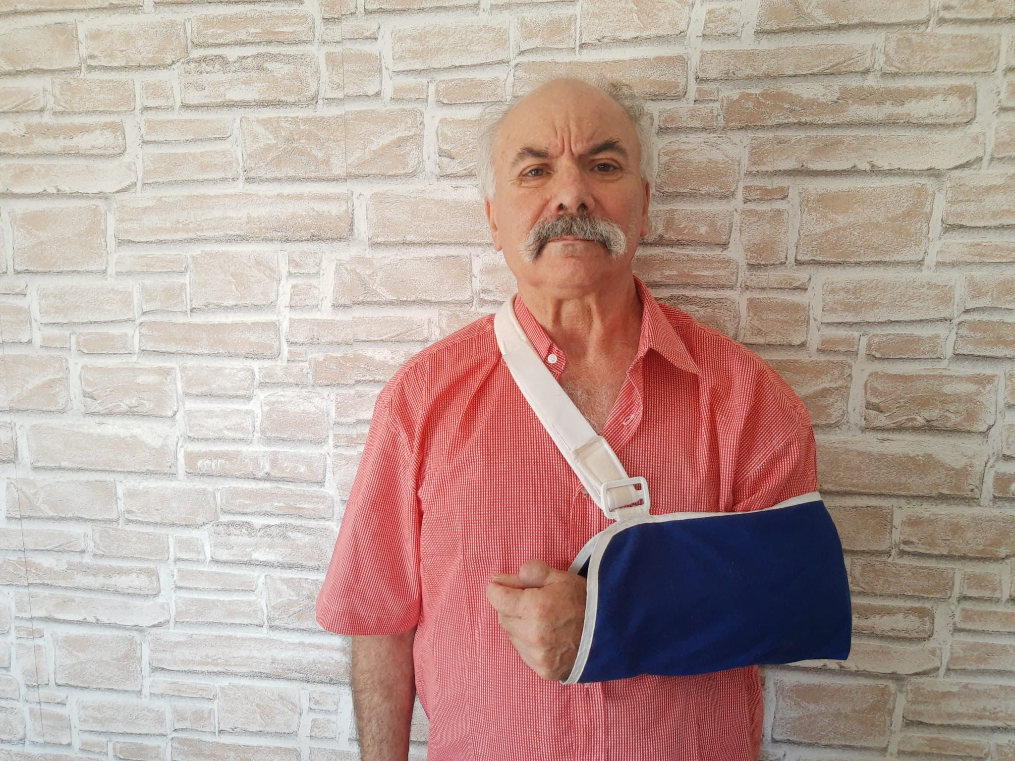 L’incidente a Villaputzu e l’odissea tra Cagliari e Torino: “Fratturato, dolorante e costretto a pagarmi le cure”