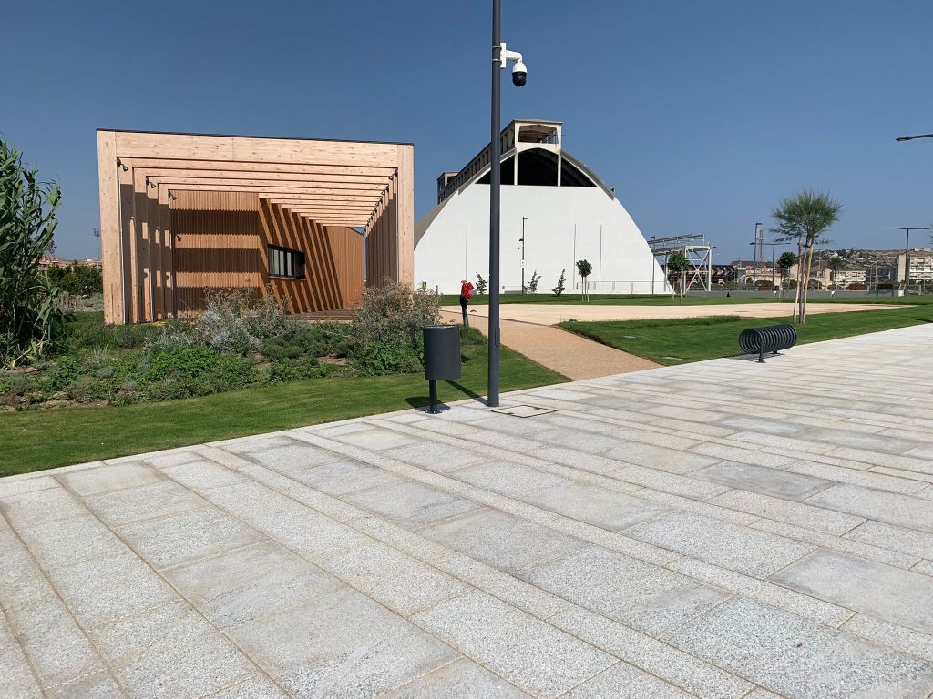 Cagliari, svolta turistica sul lungomare: apre il nuovo bar ristorante al parco Nervi